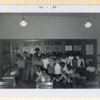MAF0341_photograph-of-simms-school-class-in-classroom.jpg